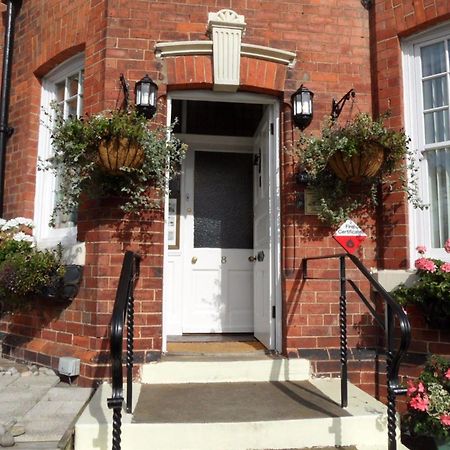 Glenora Guest House ويتبي المظهر الخارجي الصورة