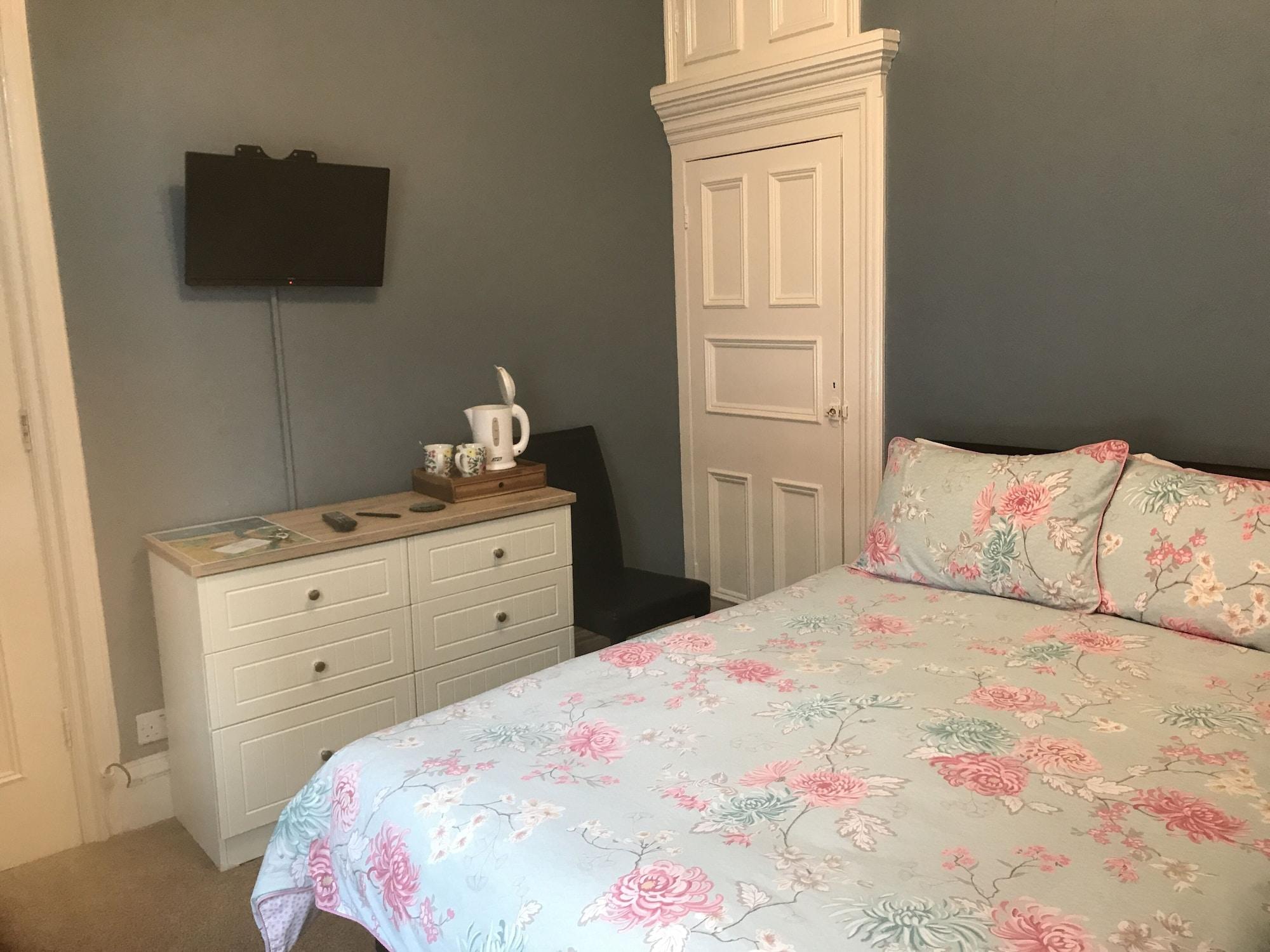 Glenora Guest House ويتبي المظهر الخارجي الصورة