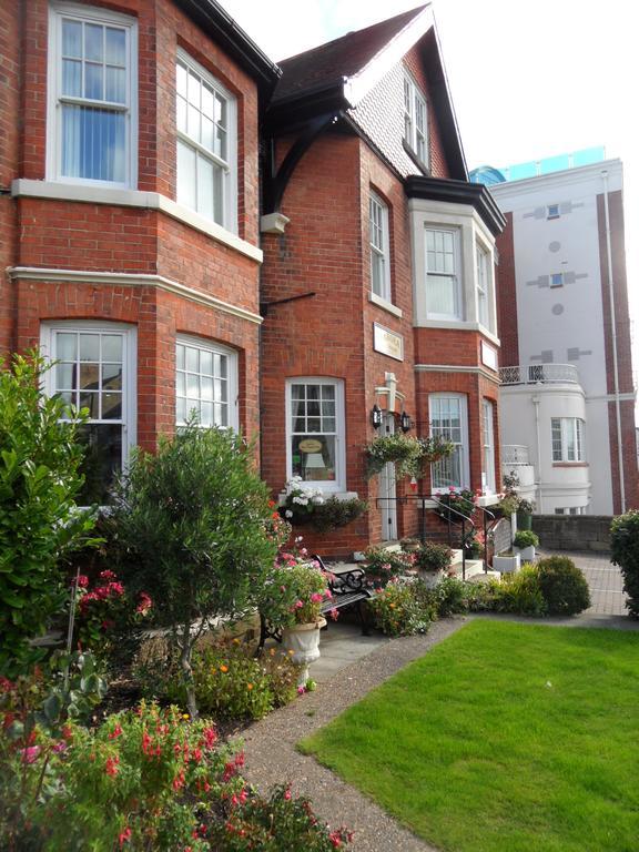 Glenora Guest House ويتبي المظهر الخارجي الصورة
